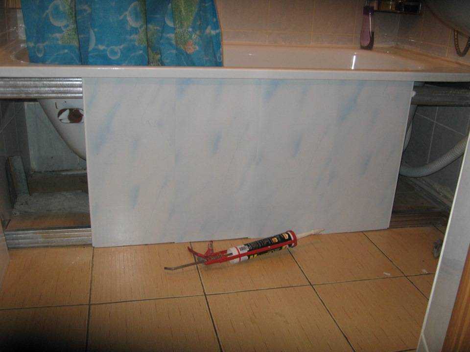 Экран под ванной своими руками: из пластика, раздвижной, из гипсокартона и плитки