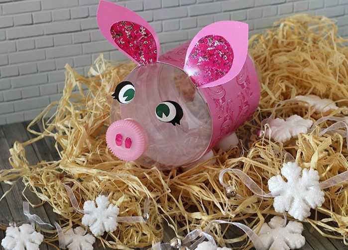 Поделка свинья – символ 2019 года из разных материалов