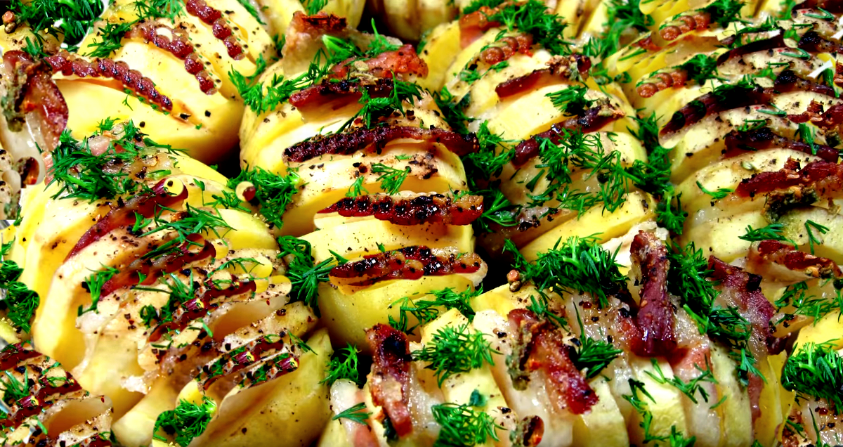Картофель запеченный в духовке – 12 самых вкусных рецептов картошки