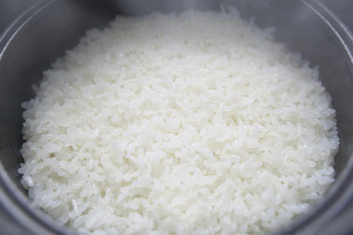 Как варить рис в кастрюле на воде — 8 способов приготовления