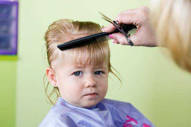 Нужно ли хранить волосы стриженные в годик маленького ребенка