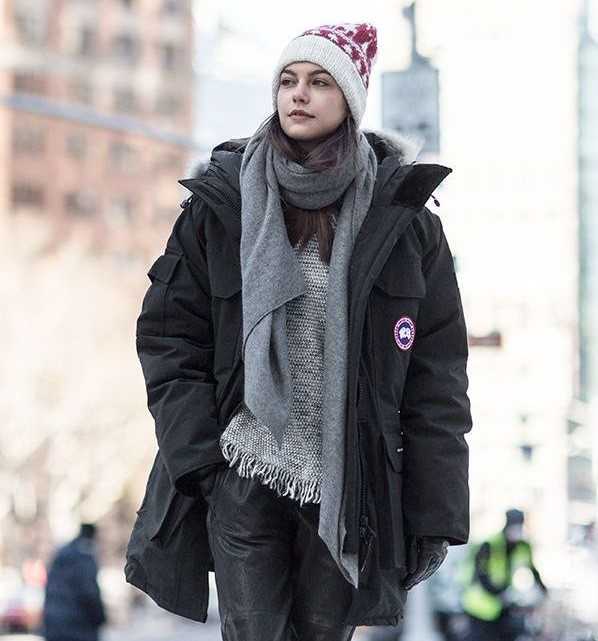 Разные способы носить шарфы с куртками и пальто: идеи, фото
как красиво носить шарфы с куртками и пальто — модная дама