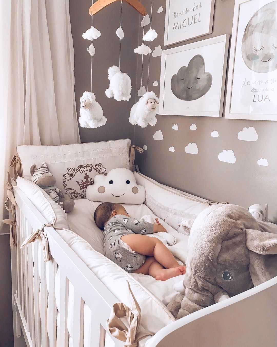 Спальня для новорожденной девочки