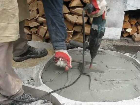 Вибратор для бетона своими руками: из перфоратора, дрели