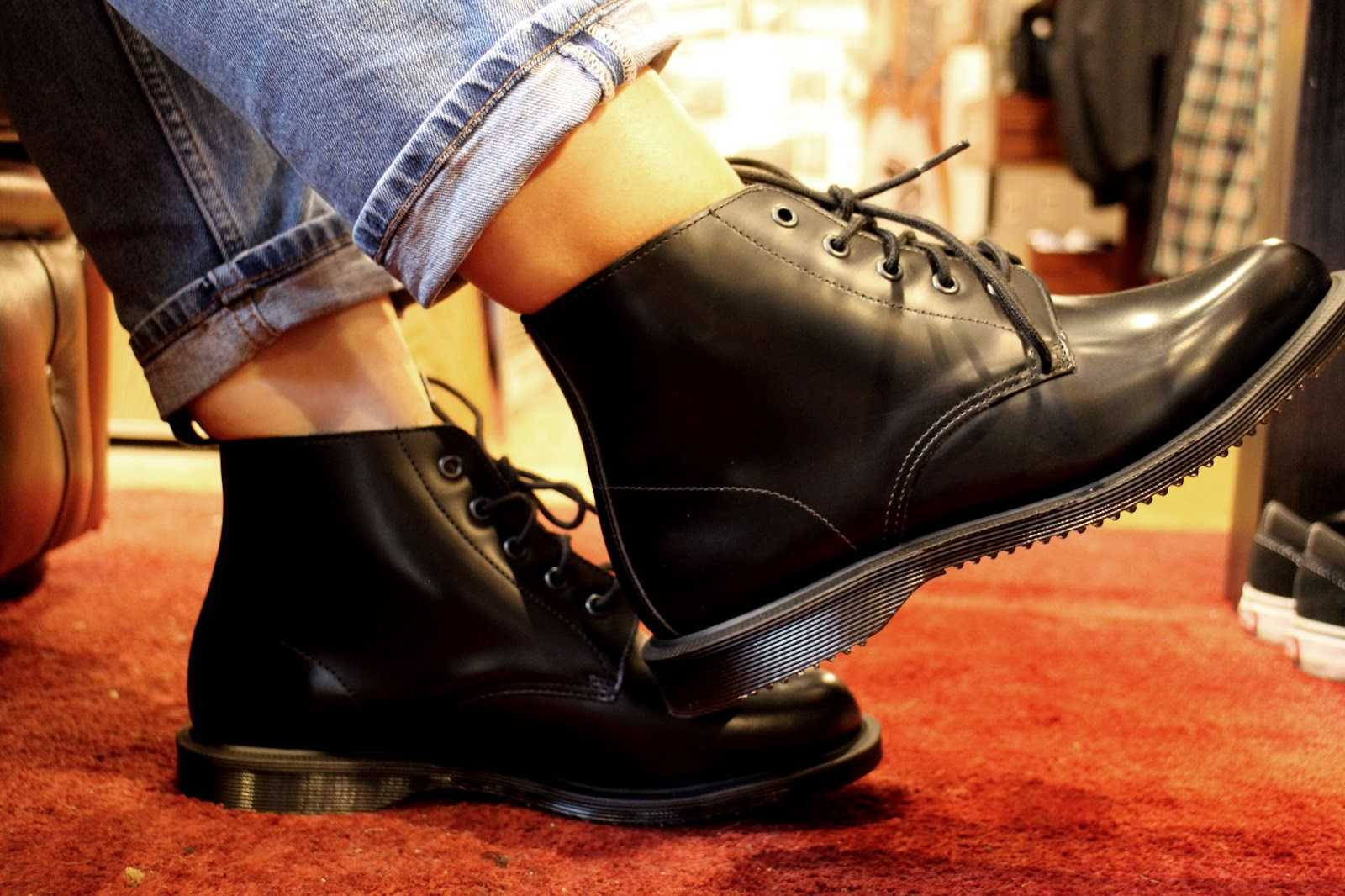 С чем носить ботинки челси – модный обувной тренд 2022-2023