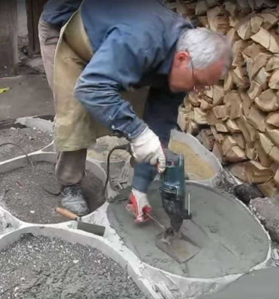 Как сделать вибратор для бетона из перфоратора своими руками